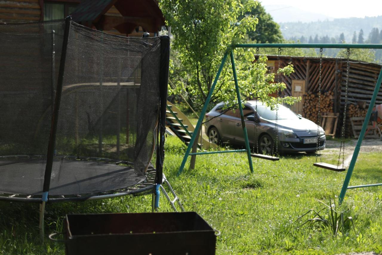 Котедж З Неймовірними Краєвидами, Карпатський Чан Dream, Чан Джакузі สลาฟสเก ภายนอก รูปภาพ