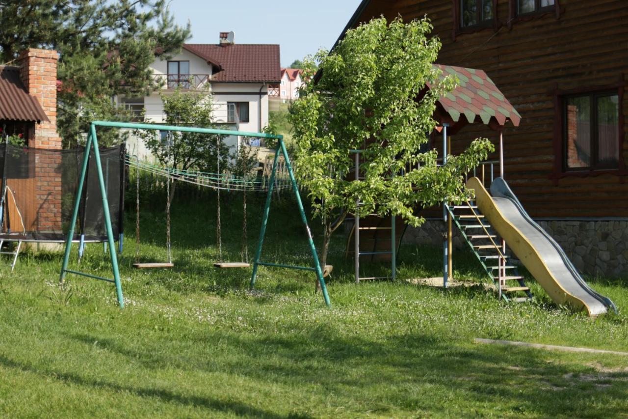 Котедж З Неймовірними Краєвидами, Карпатський Чан Dream, Чан Джакузі สลาฟสเก ภายนอก รูปภาพ